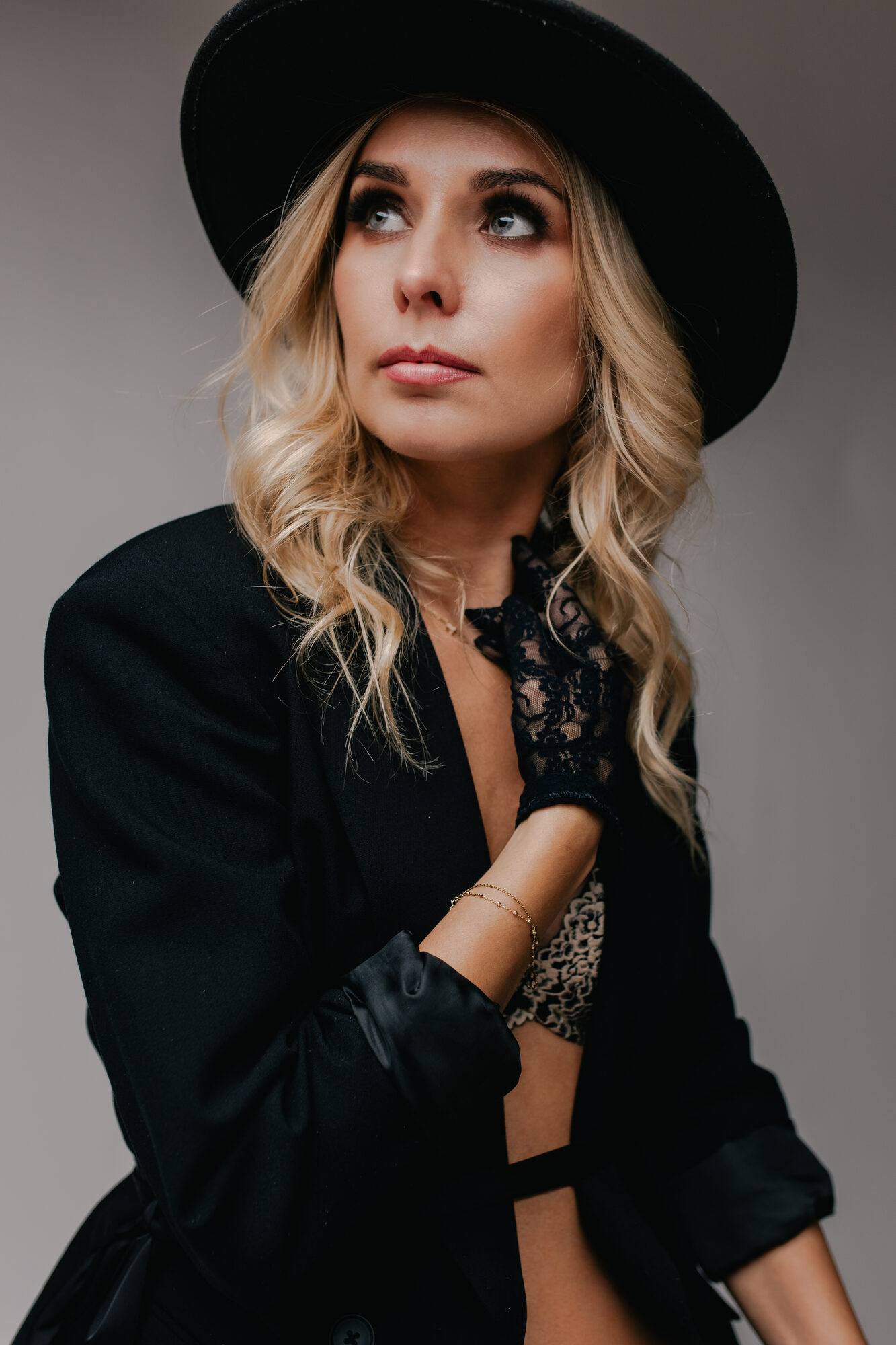 Sesja kobieca w studio